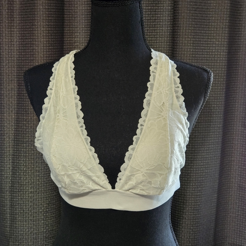 Victoria's secret pink lace white bralette large